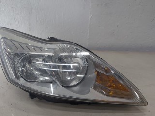 Фара (передняя) правая Ford Focus 2007-2011
