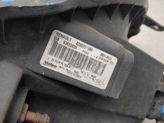 Фара (передняя) правая, Renault Trafic 2006-2014