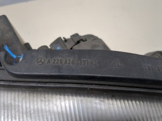 Фара (передняя) правая, ориг. номер A2208204061, Mercedes S W220 2002-2005