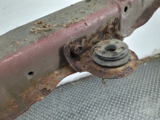 Усилитель бампера передний, ориг. номер 5213102030, Toyota Corolla 1991-2000