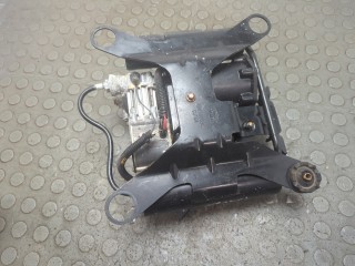 Компрессор воздушный (пневмоподвески), ориг. номер RRQL500050, Land Rover Range Rover 2005-2009