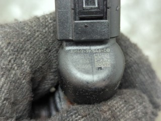 Форсунка топливная, ориг. номер 6H4Q9K546DB, Land Rover Range Rover 2005-2009