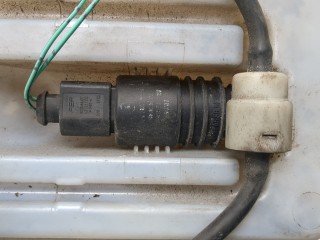 Бачок омывателя, ориг. номер MN105383, Mitsubishi Colt 2002-2012
