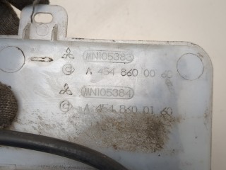 Бачок омывателя, ориг. номер MN105383, Mitsubishi Colt 2002-2012