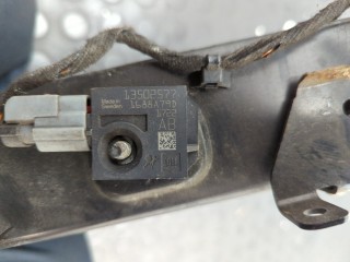 Рамка капота, ориг. номер 20782429, Opel Zafira 2008-2014