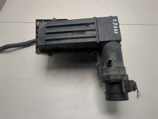 Корпус воздушного фильтра Volkswagen Passat 2005-2010