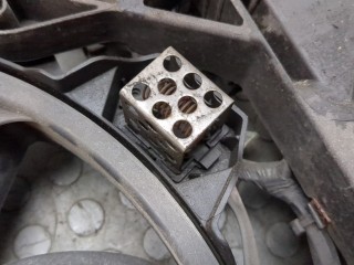 Рамка передняя (телевизор), ориг. номер 752100004R, Renault Megane 2008-2014