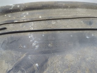 Защита арок (подкрылок) правая передняя, ориг. номер A2106989630, Mercedes E W210 1995-1999