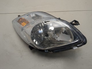 Фара (передняя) правая Toyota Yaris 2005-2009