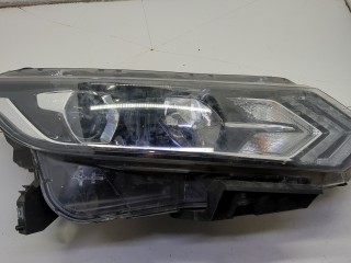 Фара (передняя) правая Nissan Qashqai 2017-2024
