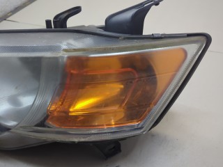 Фара (передняя) левая, ориг. номер 8301B653, Mitsubishi Colt 2002-2012