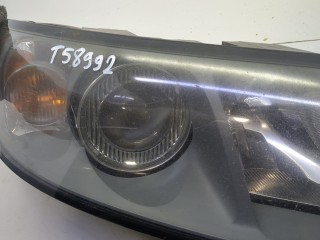 Фара (передняя) правая, ориг. номер 30698894, 0301198604, Volvo V50 2003-2007