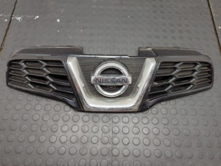 Решетка радиатора Nissan Qashqai 2010-2013