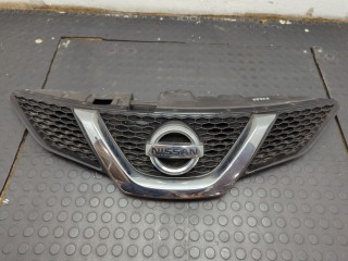Решетка радиатора Nissan Qashqai