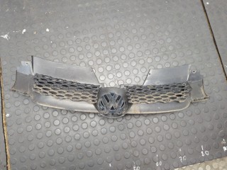 Решетка радиатора, ориг. номер 1T0853601, Volkswagen Golf 1997-2006