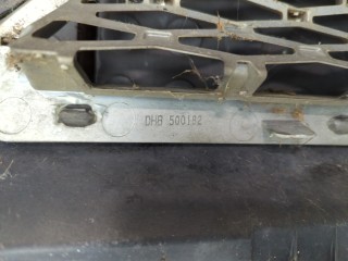 Решетка радиатора, ориг. номер DHB500182, Land Rover Range Rover 2002-2005