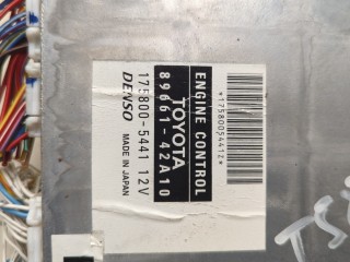 Блок управления двигателем, ориг. номер 8966142A10, Toyota RAV4 2000-2003