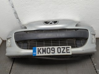 Бампер передний Peugeot 308 2007-2011