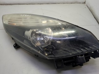 Кронштейн фары правый Renault Scenic 2009-2012