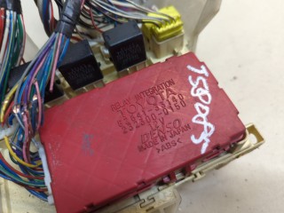 Блок предохранителей, ориг. номер 8264133140, 2323000150, Toyota Camry 1996-2000