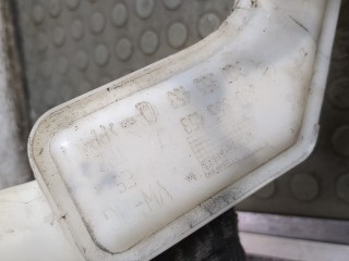Бачок омывателя, ориг. номер 3C0955453P, Volkswagen Passat 2005-2010
