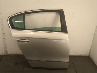 Ручка двери наружная правая задняя Volkswagen Passat 2005-2010