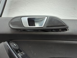 Замок двери правый передний, ориг. номер AM5AU21812CF, 2048284, Ford Fiesta 2008-2013