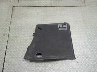 Пластик (обшивка) внутреннего пространства багажника правый BMW X5 E53 2003-2006