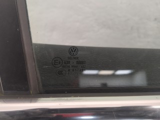 Стекло боковой двери правое заднее, ориг. номер 3C5845026, Volkswagen Passat 2005-2010