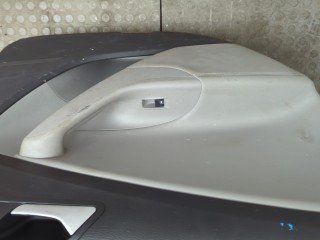 Стекло боковой двери левое заднее, ориг. номер 3C5845025, Volkswagen Passat 2005-2010