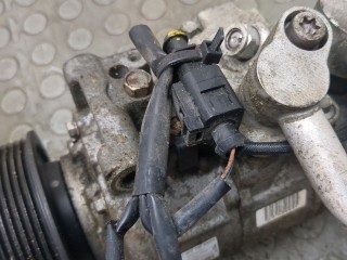 Компрессор кондиционера, ориг. номер 8E0260805BJ, Audi A4 2000-2006