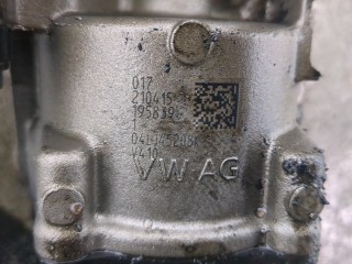 Насос масляный, ориг. номер 04L145208H, Volkswagen Passat 8 2014-2021