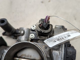 Заслонка дроссельная, ориг. номер 06A133064J, Volkswagen Bora 1998-2005
