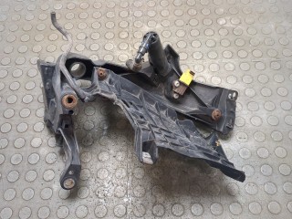 Кронштейн фары левый, ориг. номер 8K0805607C, Audi A6 2008-2011