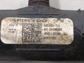 Рампа (рейка) топливная, ориг. номер 1387695, 1369551, 1369552, Land Rover Range Rover Sport 2005-2009