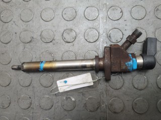 Форсунка топливная Ford Focus 2004-2008