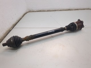 Полуось (приводной вал, шрус) правая передняя Volkswagen Passat 2005-2010