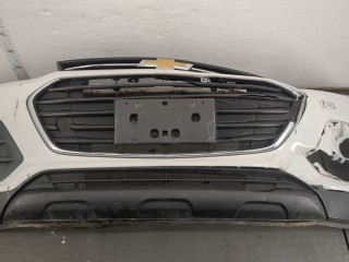 Бампер передний, ориг. номер 42563389, Chevrolet Trax 2013-2017