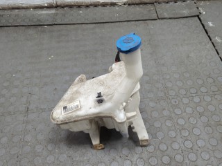 Двигатель (насос) омывателя, ориг. номер 853300D050, 853300D060, Toyota Yaris 2009-2012