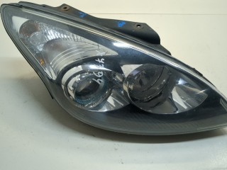 Фара (передняя) правая Hyundai i30 2010-2012