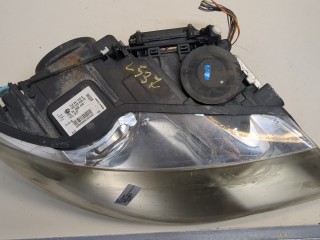 Фара (передняя) правая, ориг. номер 7L6941032E, Volkswagen Touareg 2006-2010