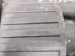 Корпус воздушного фильтра, ориг. номер 1370065D02, Suzuki Grand Vitara 1998-2005
