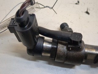 Форсунка топливная, ориг. номер 03L130277S, 03L130277SX, Volkswagen Passat 2011-2015