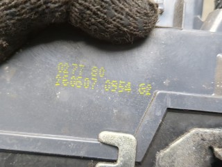 Замок двери левый передний, ориг. номер 8200027780, Renault Megane 2006-2009