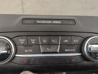 Переключатель отопителя (печки), ориг. номер LJ6T18C612LB, Ford Escape 2019-2022