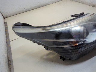 Фара (передняя) правая, ориг. номер 8113005340, Toyota Avensis 3 2011-2015