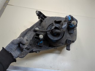 Фара (передняя) правая, ориг. номер 8111042150, Toyota RAV4 2000-2003