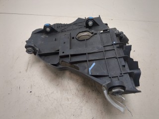 Кронштейн фары левый Volkswagen Touareg 2002-2007