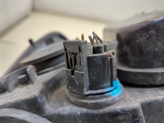 Кронштейн фары левый, ориг. номер LR001572, 6H5213W030AC, Land Rover Freelander 2 2006-2010