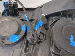 Кронштейн фары правый, ориг. номер 622900446R, Renault Scenic 2009-2012